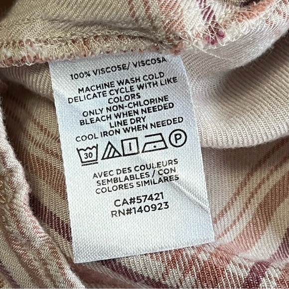 Loft Outlet Medium Pink Plaid Peplum Ruffle Top Blouse Long Sleeve 100% Viscose - Picture 7 of 7